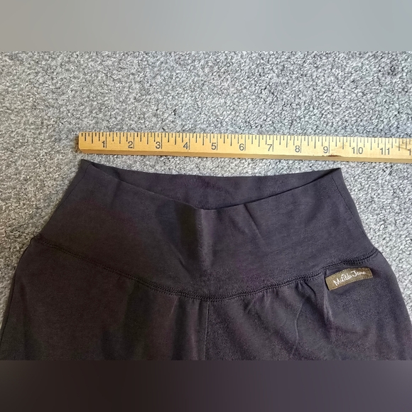 Matilda Jane Fin Grey Midrise Tiered Ruffle Ladies Size XS NWT - Picture 8 of 8